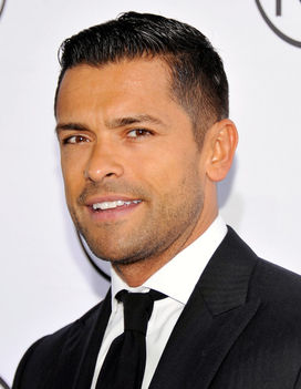 Mark Consuelos 14