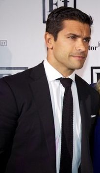 Mark Consuelos 6