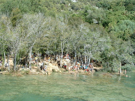 horvát 16