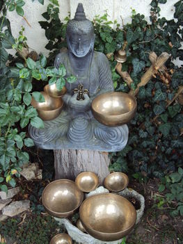  tibeti hangtálak