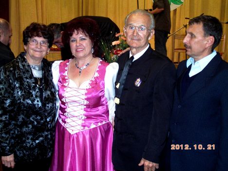 Kenéz Irmával és Lajossal, valamint Acsai Ferivel