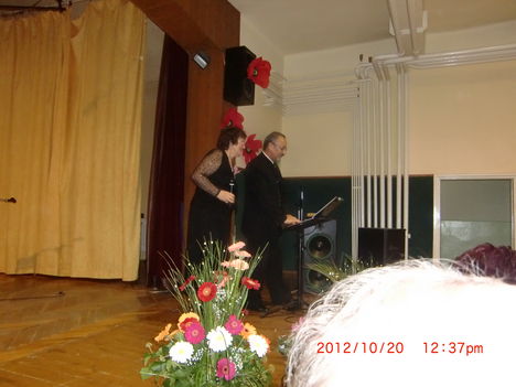 ZSUZSA,GYUSZI!kÖSZI A SZUPER BULIT A GÁLA UTÁN!GRATULÁLOK A FELLÉPÉSHEZ IS!