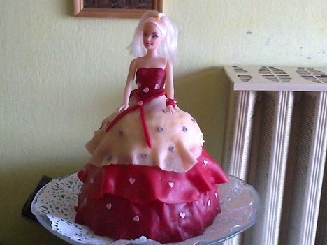 barbi torta