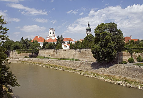 gyor_latnivaloi