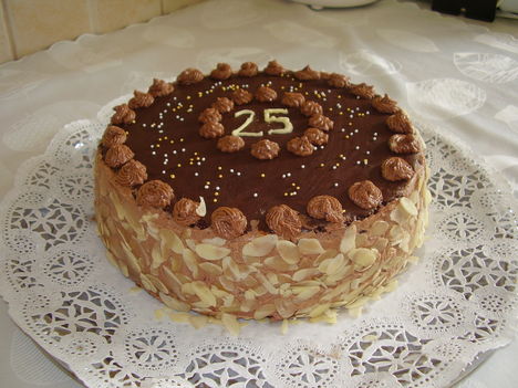 Csokoládé torta