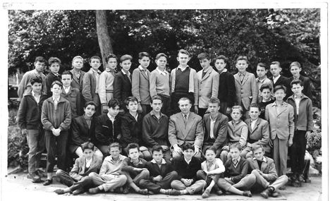 lt isk. osztálykép Sopron Orsolya-téri 1960