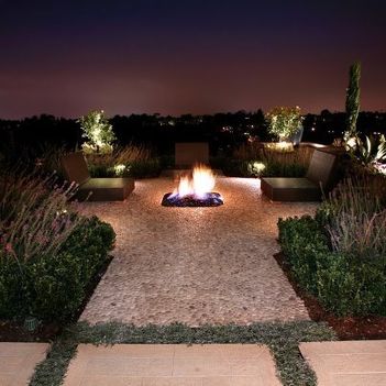 561252_10150977276903722_928129093_n