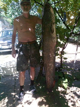 a nagyobb 46 kg.!