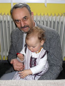 Fruzsin . Papa : 3
