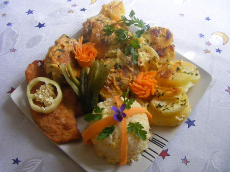 Csirke felső combok camembert sajttal és burgonyával