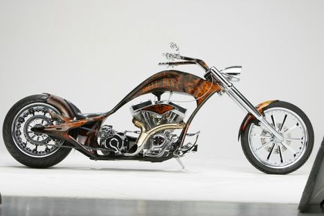custom_sarok_kingmachine_hell_bent_1
