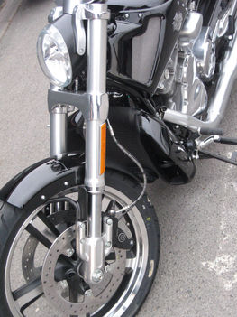 motorokharleydavidsonvrodmuscle_17_246793_79535_n