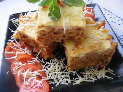 Tepsis bolognai penne