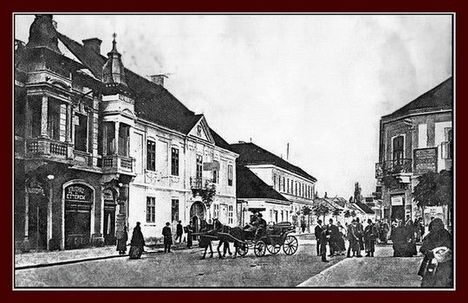 A gyöngyösi Petőfi S. utca eleje az 1900-as években