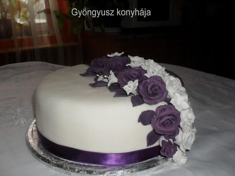 lila rózsás torta 2