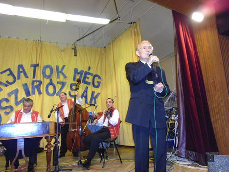 Kenéz Lajos énekel 2013 Nótás Talélkozó Gyöngyöstarján