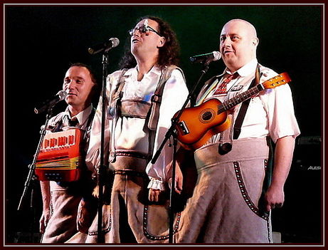 Schauorchester Ungelenk – 002
