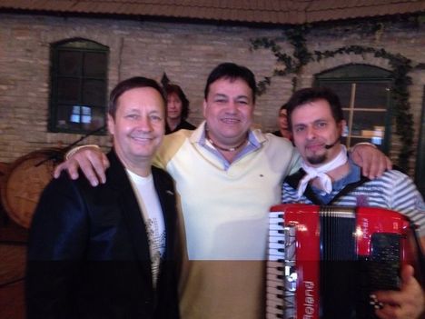 FERI, CSOCSESZ, MÁRIÓ