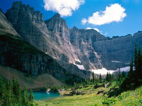 Near-Iceberg-Lake-Glacier-National-Park-Montana