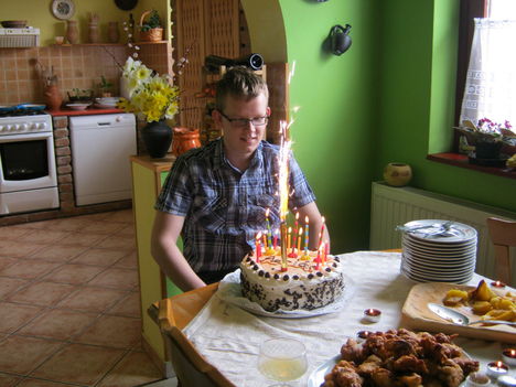 Adrián 17 éves !