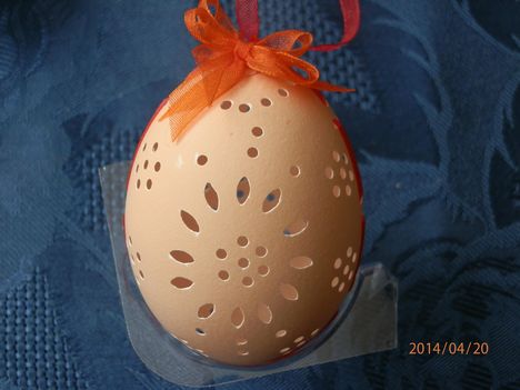 Csipkézett tojás2