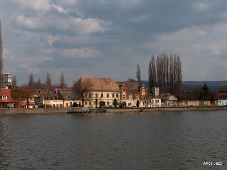 27-Tatai-partrészlet