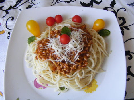 Bolognai spagetti