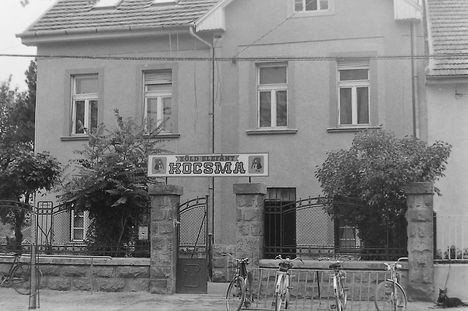 Apám  szülői  háza   ( Győr ) ............
