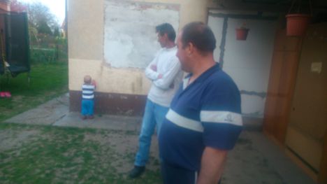 A  2  Zoli  vigyáz  a  Bencére ................................
