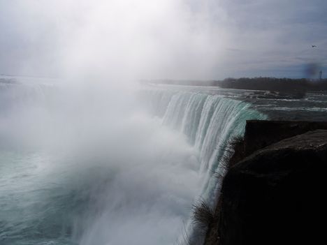 A Niagara vízesés (Niagara Falls) 2015. április 19.-én 7