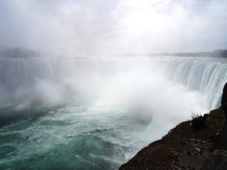 A Niagara vízesés (Niagara Falls) 2015. április 19.-én 9