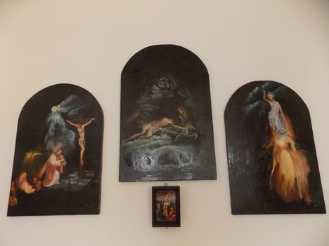 Paál Valéria festményeiből : a hármas ikon
