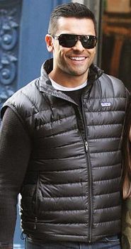 MARK CONSUELOS 23