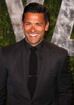 MARK CONSUELOS 4