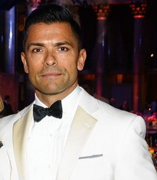 MARK CONSUELOS 5