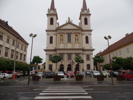SZOMBATHELY 8