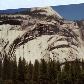 Yosemiy gránit sziklák