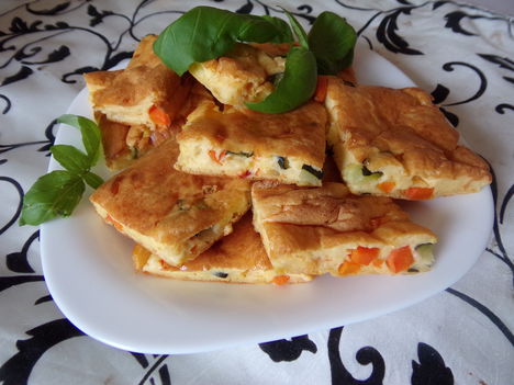 Bazsalikomos zöldséges pite