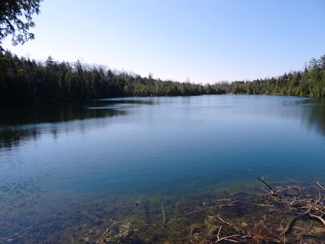 Canada, Ontario, Crawford Lake 2015.április 18.-án
