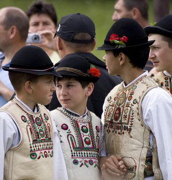 csángók