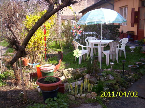 kert április 004