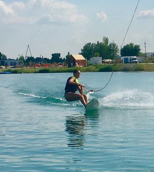 T- student wakeboard<3