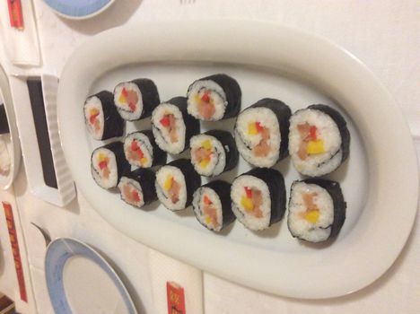 _sushi}{T