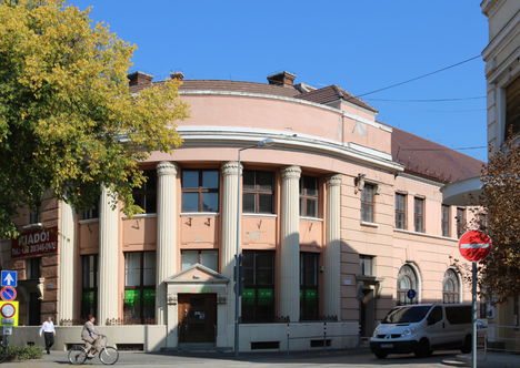 Békéscsaba: Szent István tér és József Attila utca... 