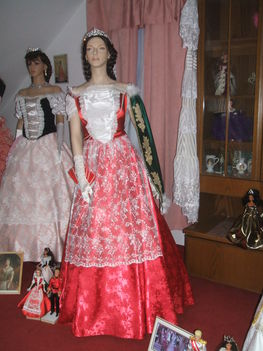 Sissi, Erzsébet Királyné, 16, magyar, küldöttség, fogadásakor viselt, ruha, ruhájának másolata, 