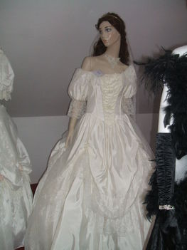 Sissi, Erzsébet Királyné, 18, nappali ruha, ruhájának másolata, 