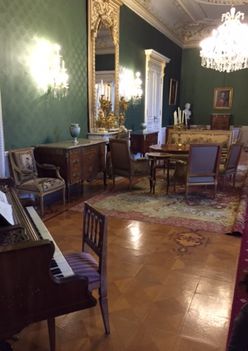XVII.-XIX.Sz francia rokokó és klasszicista bútorok