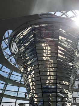 A felújított Reichstag Building, Berlin 2019.05.21.-én 2