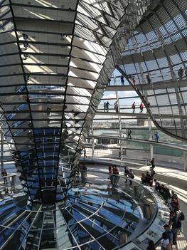 A felújított Reichstag Building, Berlin 2019.05.21.-én 3