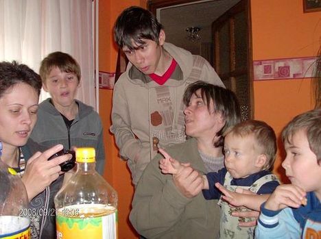 A két lányom és  a 4-unoka eggyüt!